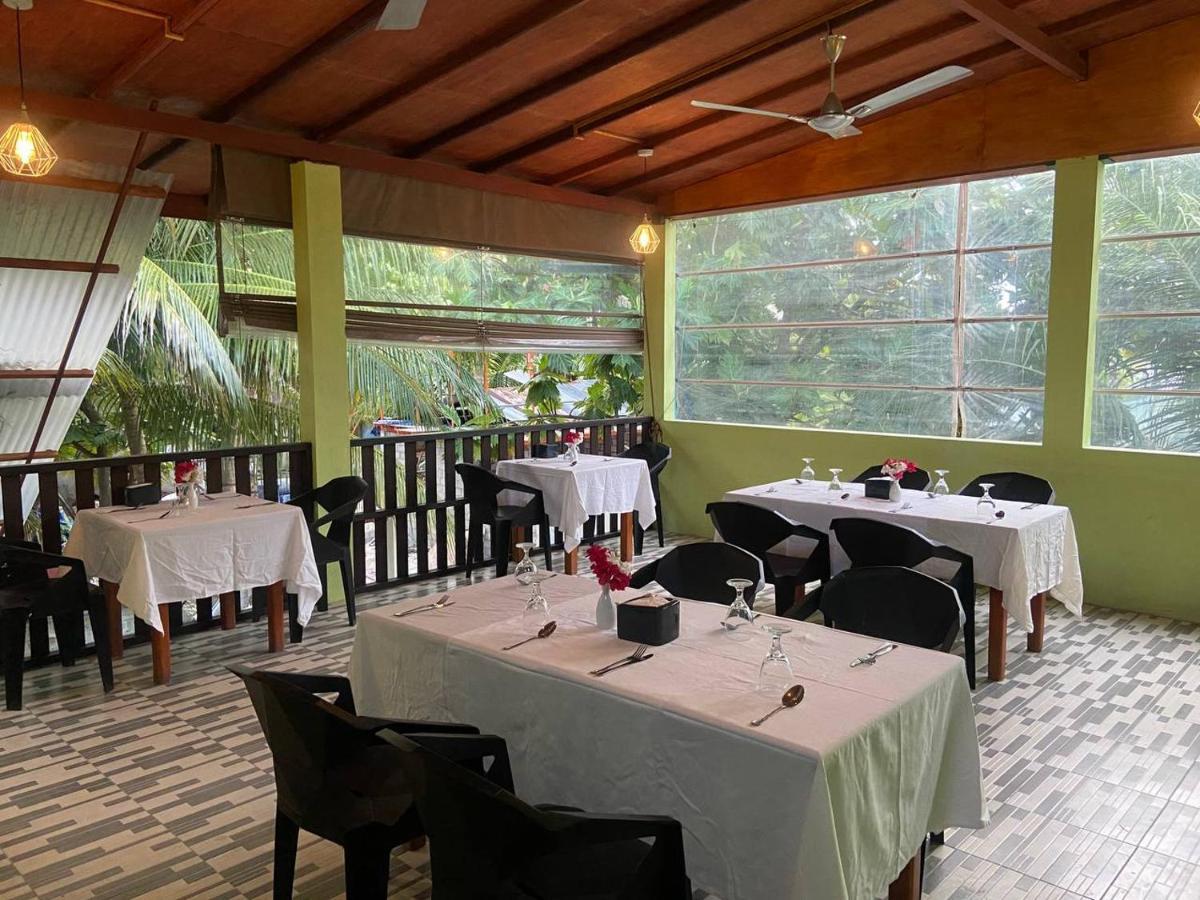 Green Leaf Guest House - Omadhoo 외부 사진