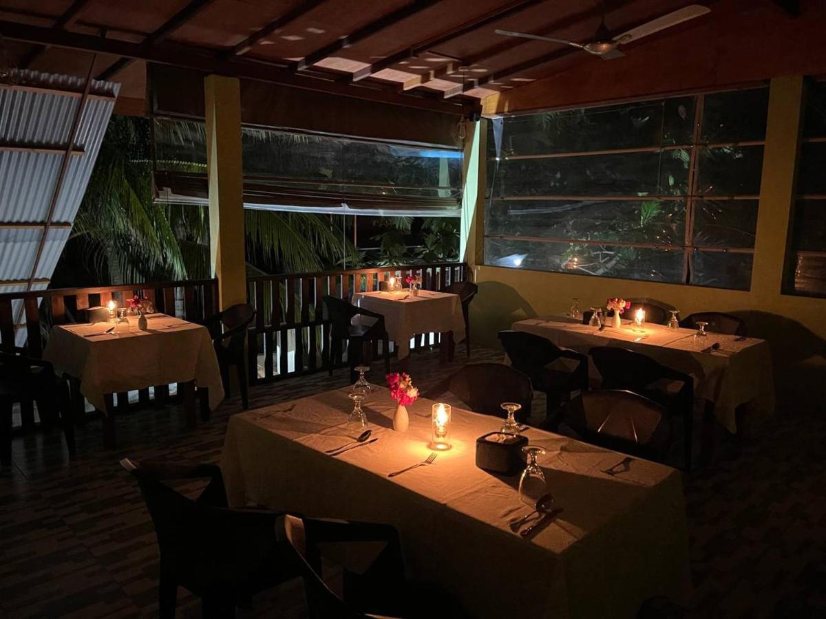 Green Leaf Guest House - Omadhoo 외부 사진